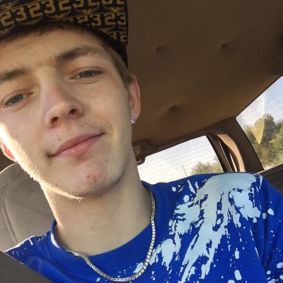 Meet your Posher, Micah - Picture 1 of 1